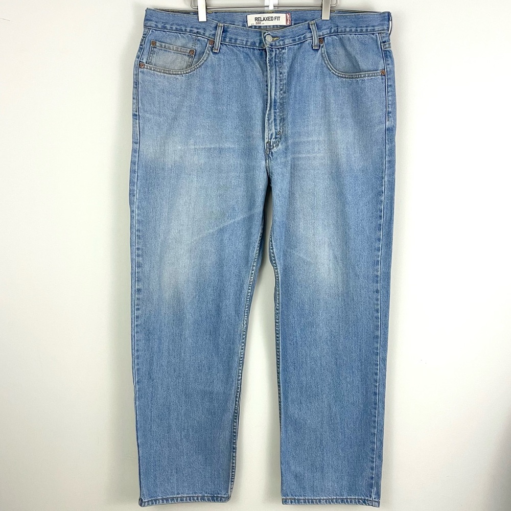Levi's 550 Relaxed Fit Light Wash Denim Jeans